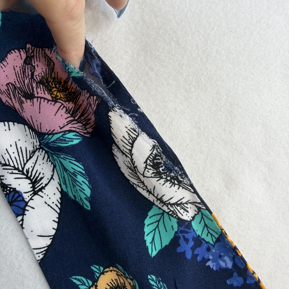 Band of Gypsies Womens XS Floral Jumpsuit Navy Wide Leg Tie Front Boho - Picture 6 of 11